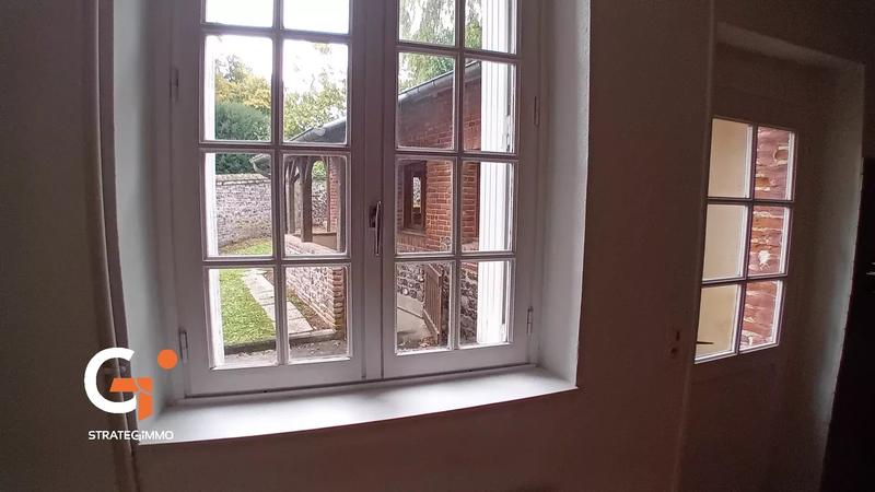 Maison - 222 m² - 6 pièces