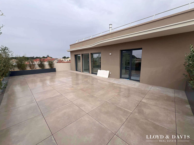 Appartement - 102 m² - 3 pièces