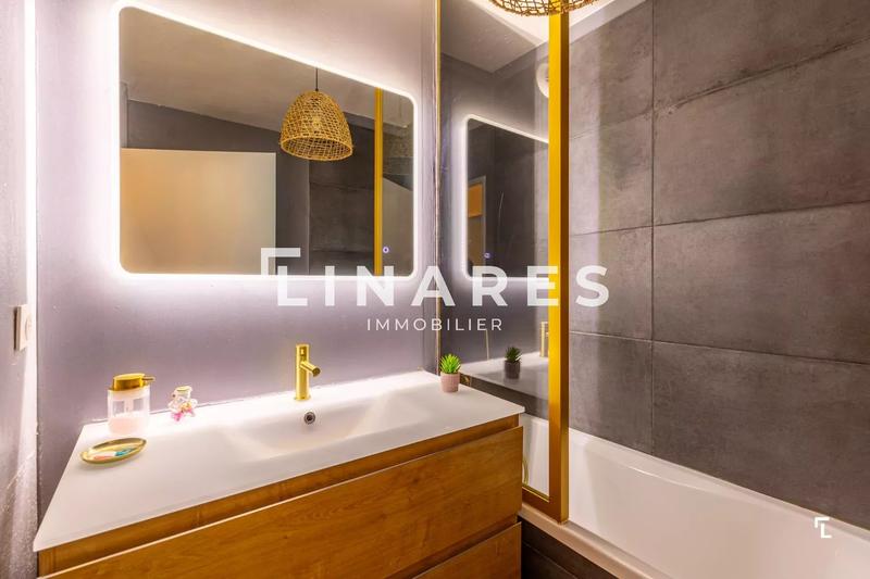 Appartement - 60 m² - 3 pièces