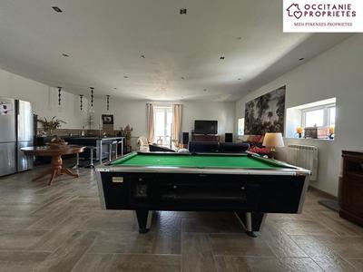 Demeure - 224 m² - 7 pièces