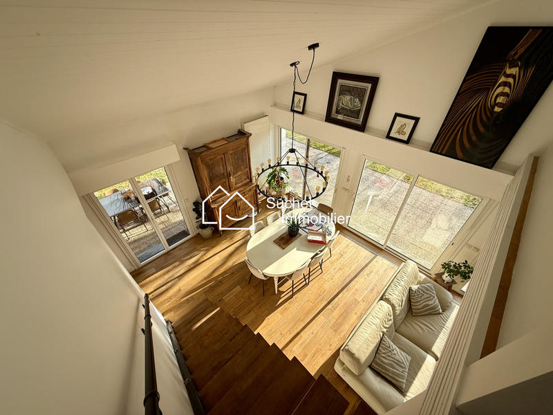 Maison - 189 m² - 6 pièces