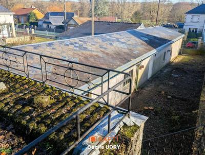 Local commercial - 82 m² - 1 pièce