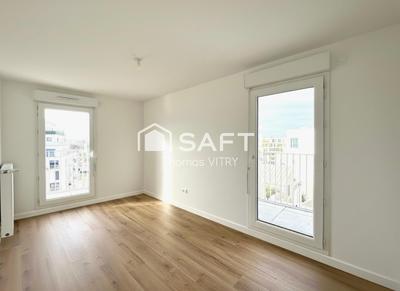 Appartement - 79 m² - 4 pièces