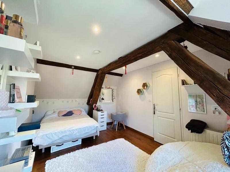 Maison ancienne - 226 m² - 9 pièces