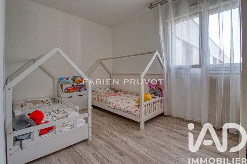 Appartement - 80 m² - 4 pièces