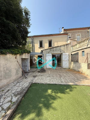 Maison ancienne - 159 m² - 8 pièces