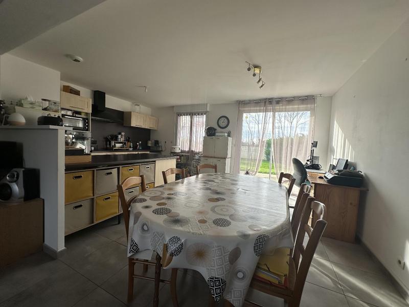 Maison - 101 m² - 5 pièces