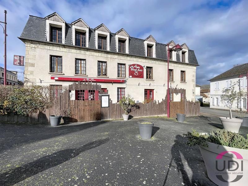 Hôtellerie / Restauration - 585 m²