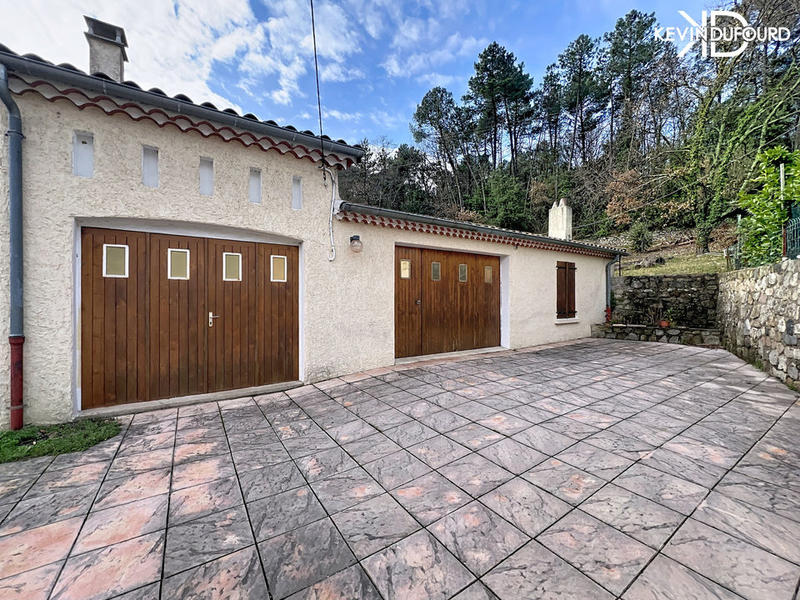 Maison - 170 m² - 6 pièces