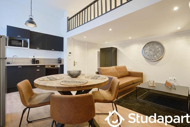 Chambre - 27 m² - 1 pièce