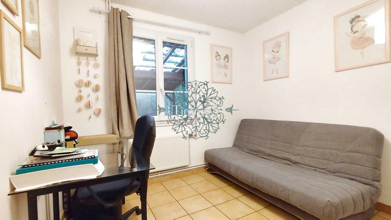 Maison - 186 m² - 6 pièces