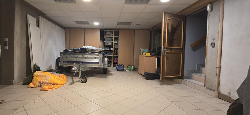 Maison - 156 m² - 9 pièces