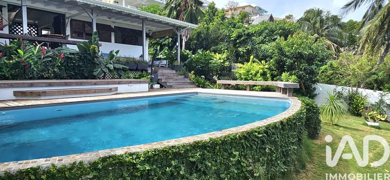 Maison - 127 m² - 6 pièces