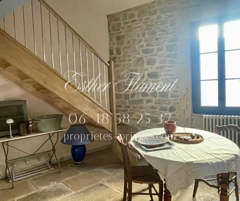 Maison - 213 m² - 6 pièces