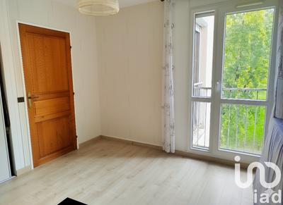 Appartement - 100 m² - 5 pièces
