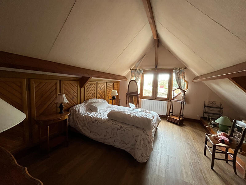 Maison - 182 m² - 6 pièces