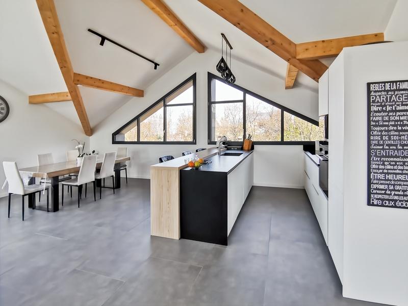 Appartement - 132 m² - 4 pièces