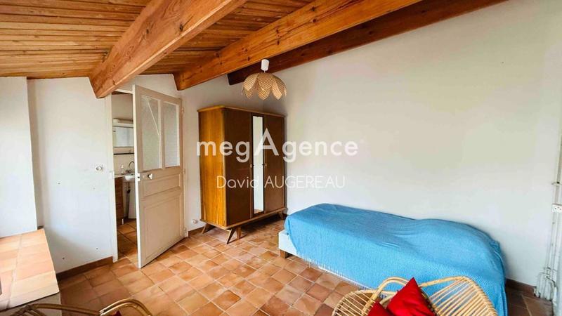 Maison traditionnelle - 163 m² - 8 pièces