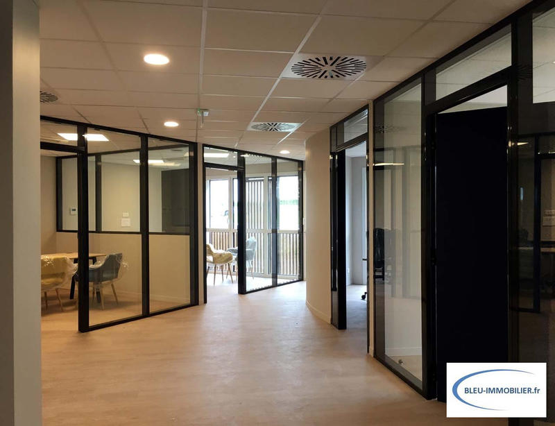 Bureau - 9 m² - 1 pièce