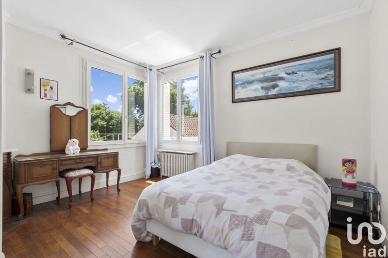 Maison - 177 m² - 8 pièces