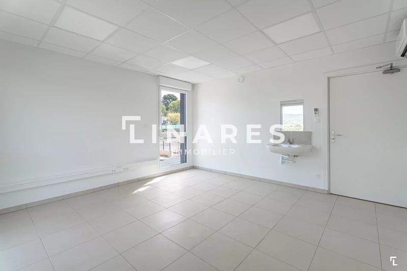 Bureau - 16 m² - 1 pièce