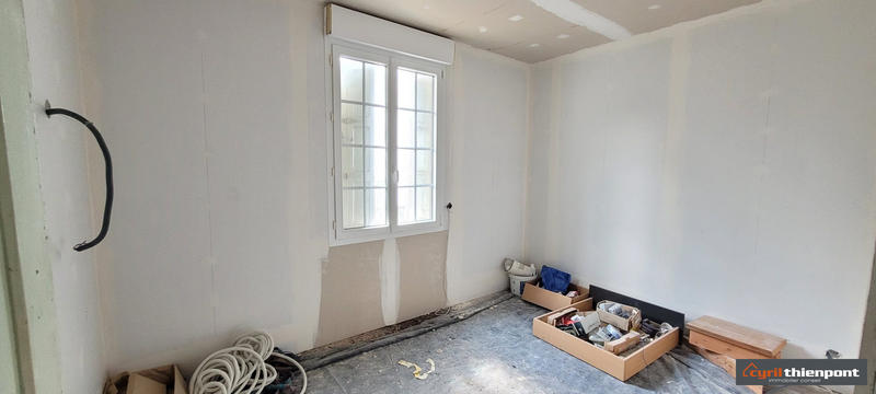 Maison - 310 m² - 11 pièces