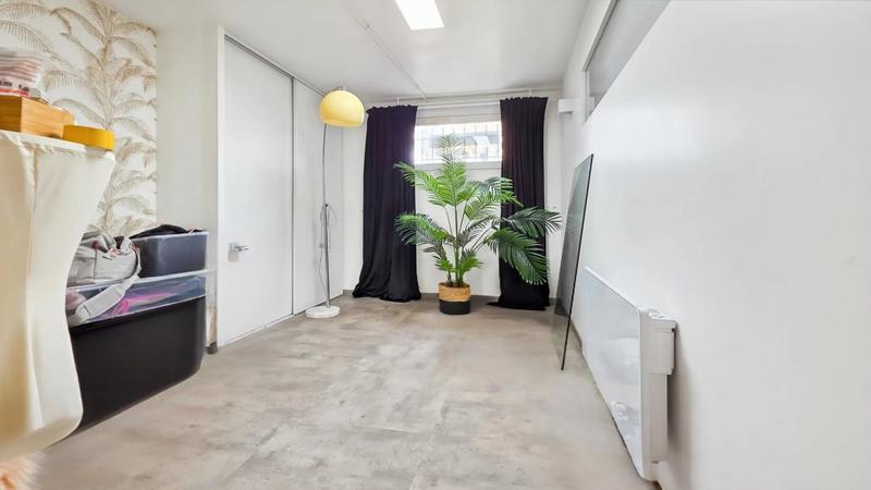 Maison - 219 m² - 7 pièces