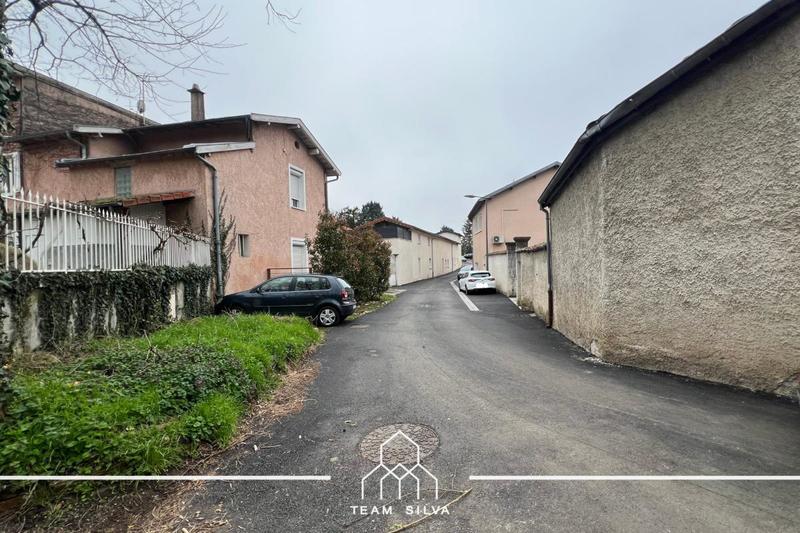 Studio - 14 m² - 1 pièce