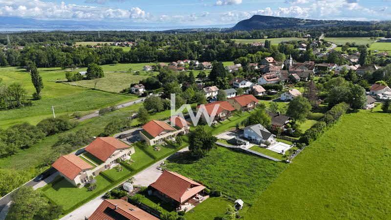 Maison - 96 m² - 4 pièces