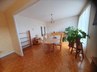 Appartement - 72 m² - 4 pièces