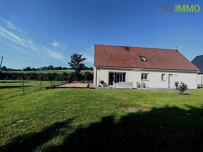 Maison traditionnelle - 159 m² - 6 pièces