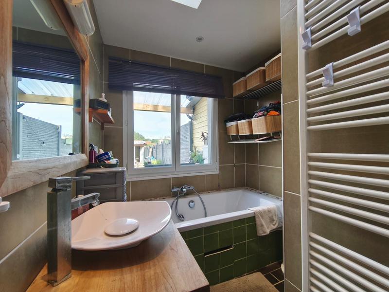 Maison - 82 m² - 5 pièces