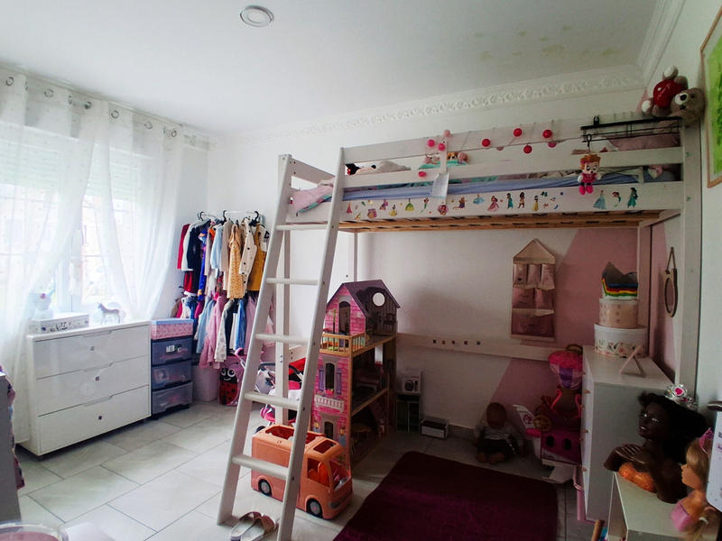 Maison - 100 m² - 6 pièces