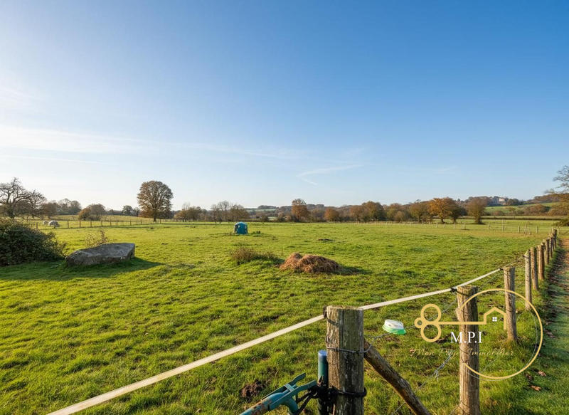 Maison ancienne - 171 m² - 9 pièces