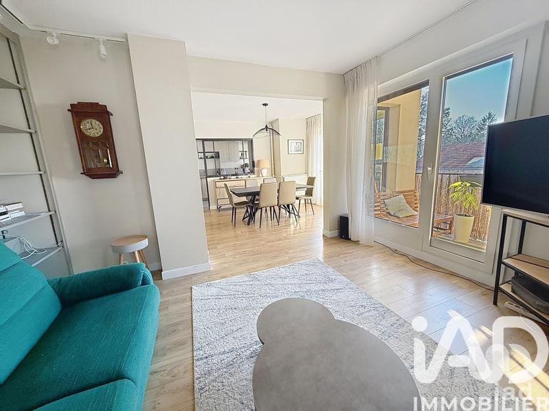 Appartement - 125 m² - 7 pièces
