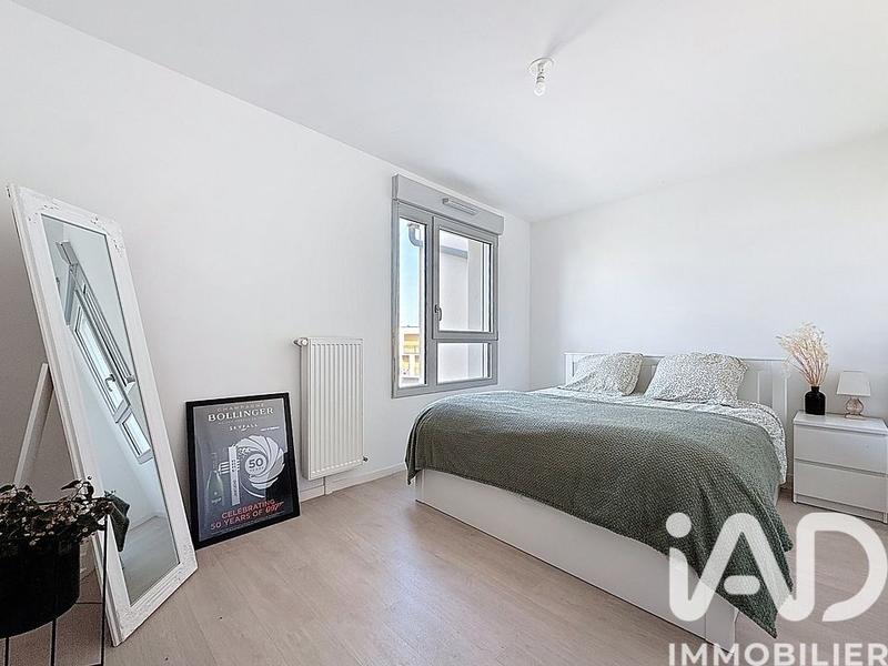 Appartement - 96 m² - 5 pièces