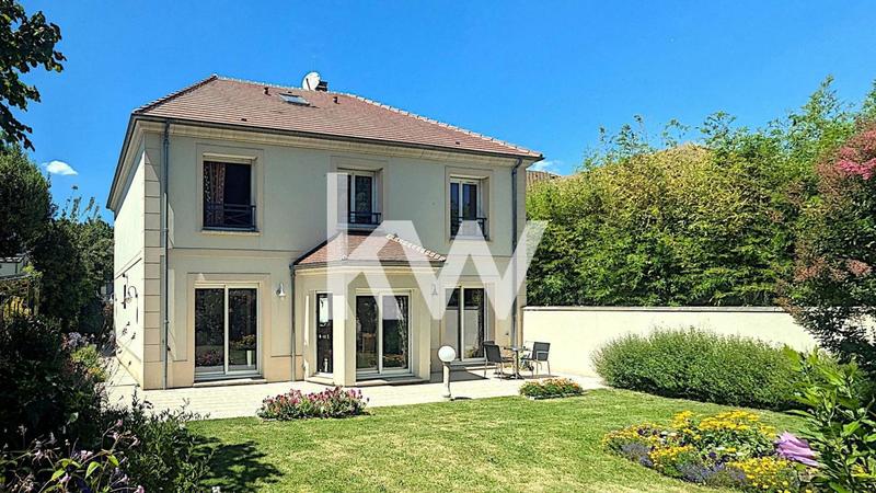Maison - 193 m² - 7 pièces