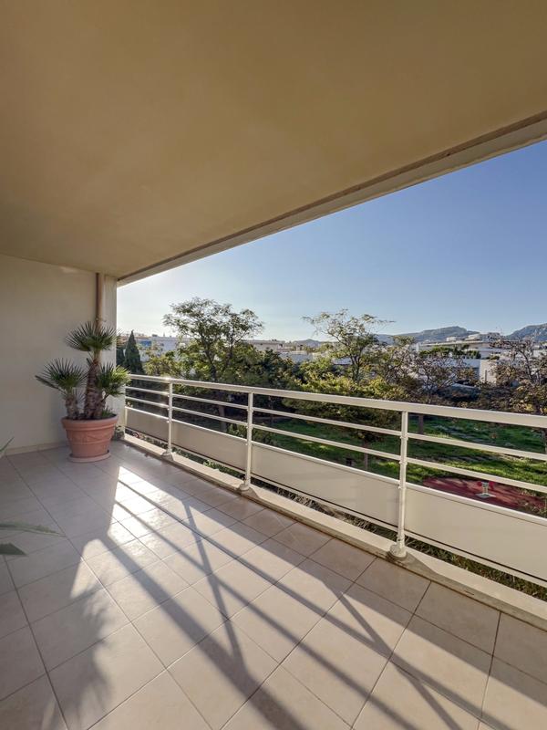 Appartement - 102 m² - 4 pièces