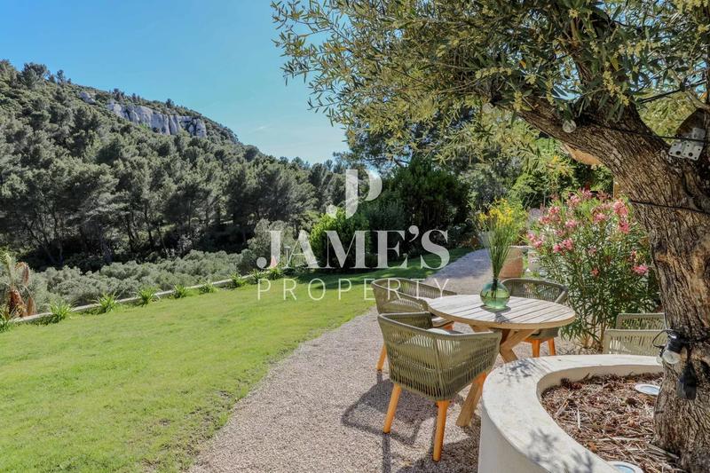 Maison - 180 m² - 5 pièces