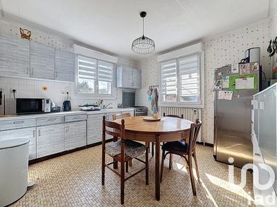 Maison - 68 m² - 5 pièces