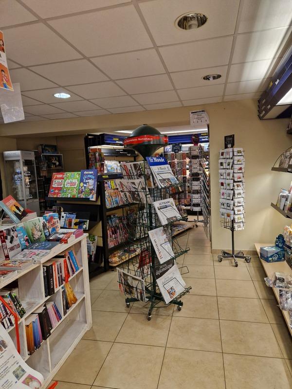 Fonds de commerce - Presse / Tabac - 100 m²