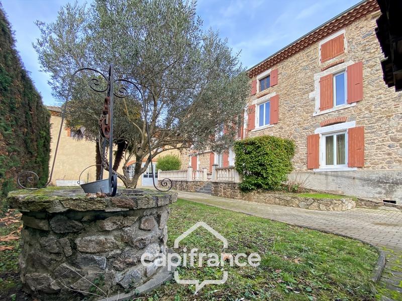 Maison en pierre - 229 m² - 8 pièces