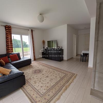 Maison - 135 m² - 5 pièces