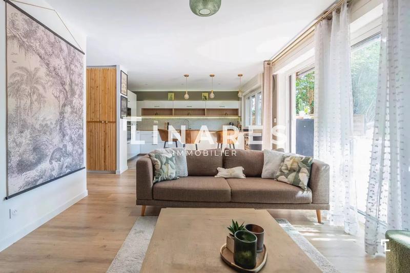 Appartement - 85 m² - 4 pièces