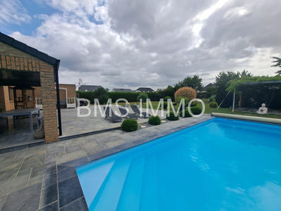 Maison - 167 m² - 6 pièces