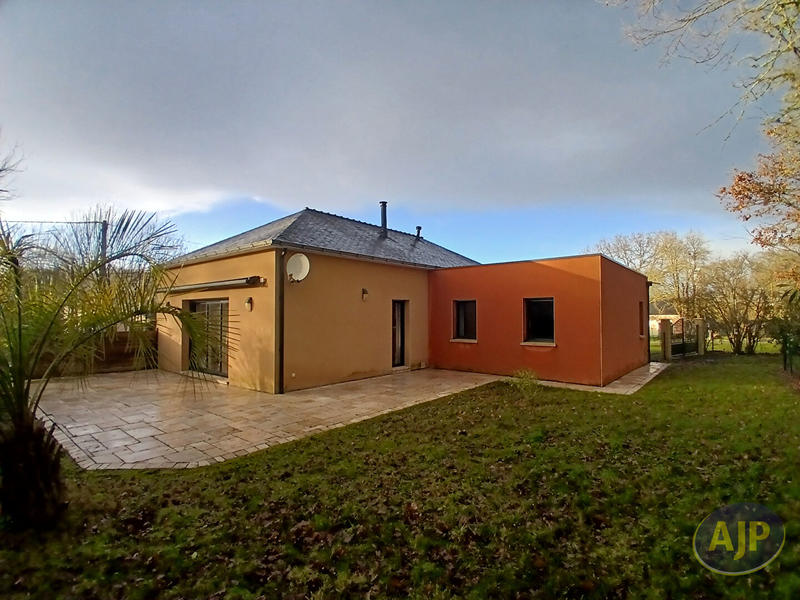 Maison - 120 m² - 4 pièces