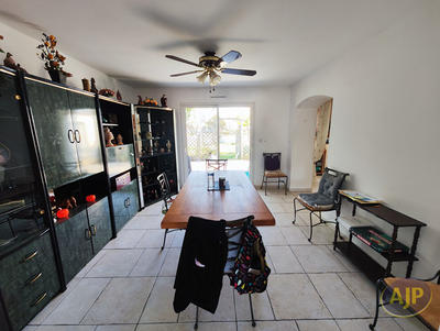 Maison - 185 m² - 7 pièces