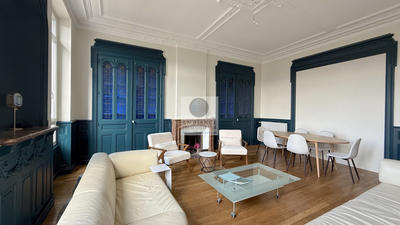 Appartement - 152 m² - 6 pièces