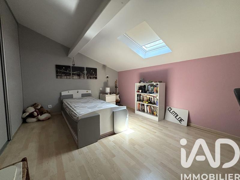 Maison - 200 m² - 7 pièces