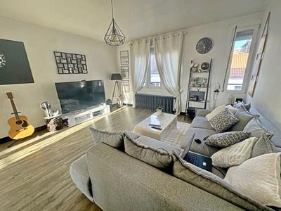 Maison - 80 m² - 3 pièces